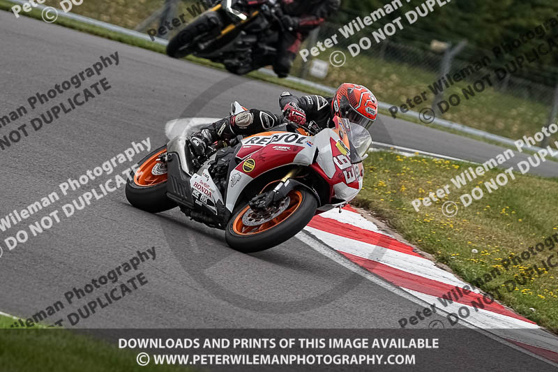 donington no limits trackday;donington park photographs;donington trackday photographs;no limits trackdays;peter wileman photography;trackday digital images;trackday photos